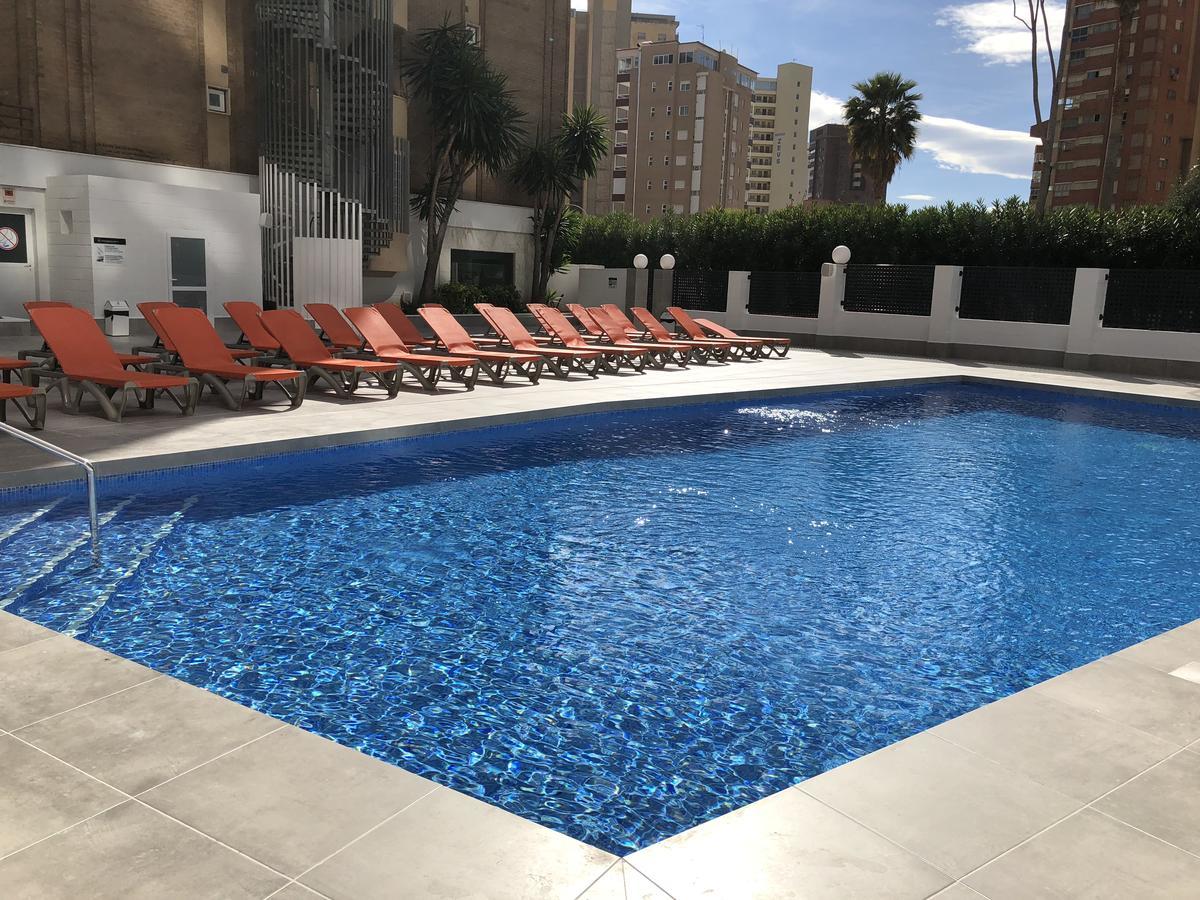 Apartamentos Amalia By Mc Benidorm Luaran gambar
