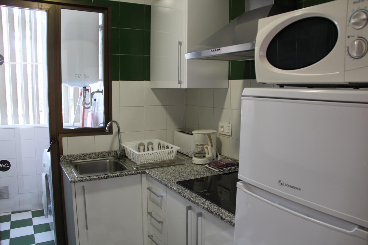 Apartamentos Amalia By Mc Benidorm Bilik gambar