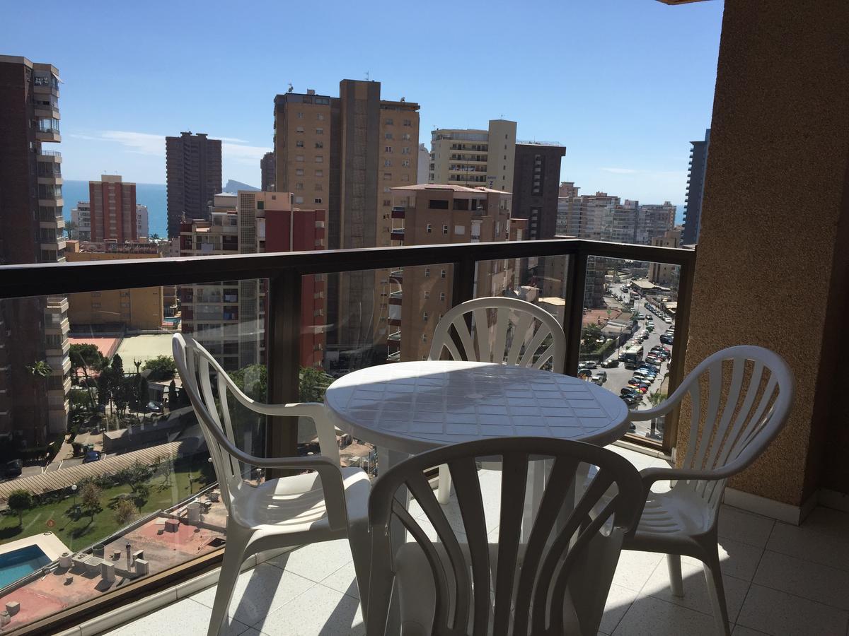 Apartamentos Amalia By Mc Benidorm Bilik gambar